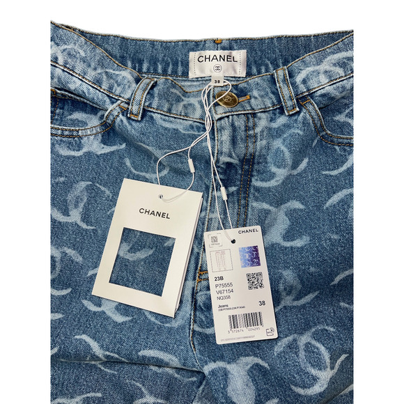 Chanel 23B Runway Light Blue Denim White CC Printed Logo Sequin Regular Jeans 38 - Picture 8 of 16